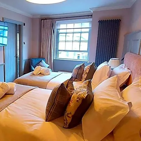Hotel The Crown